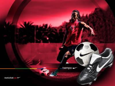 ronaldinho et nike fottball